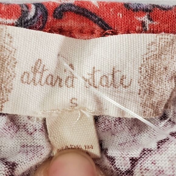 🔹️Altar'd State Red & Cream Sunwashed Boho Sleeveless Top Small - Picture 9 of 11